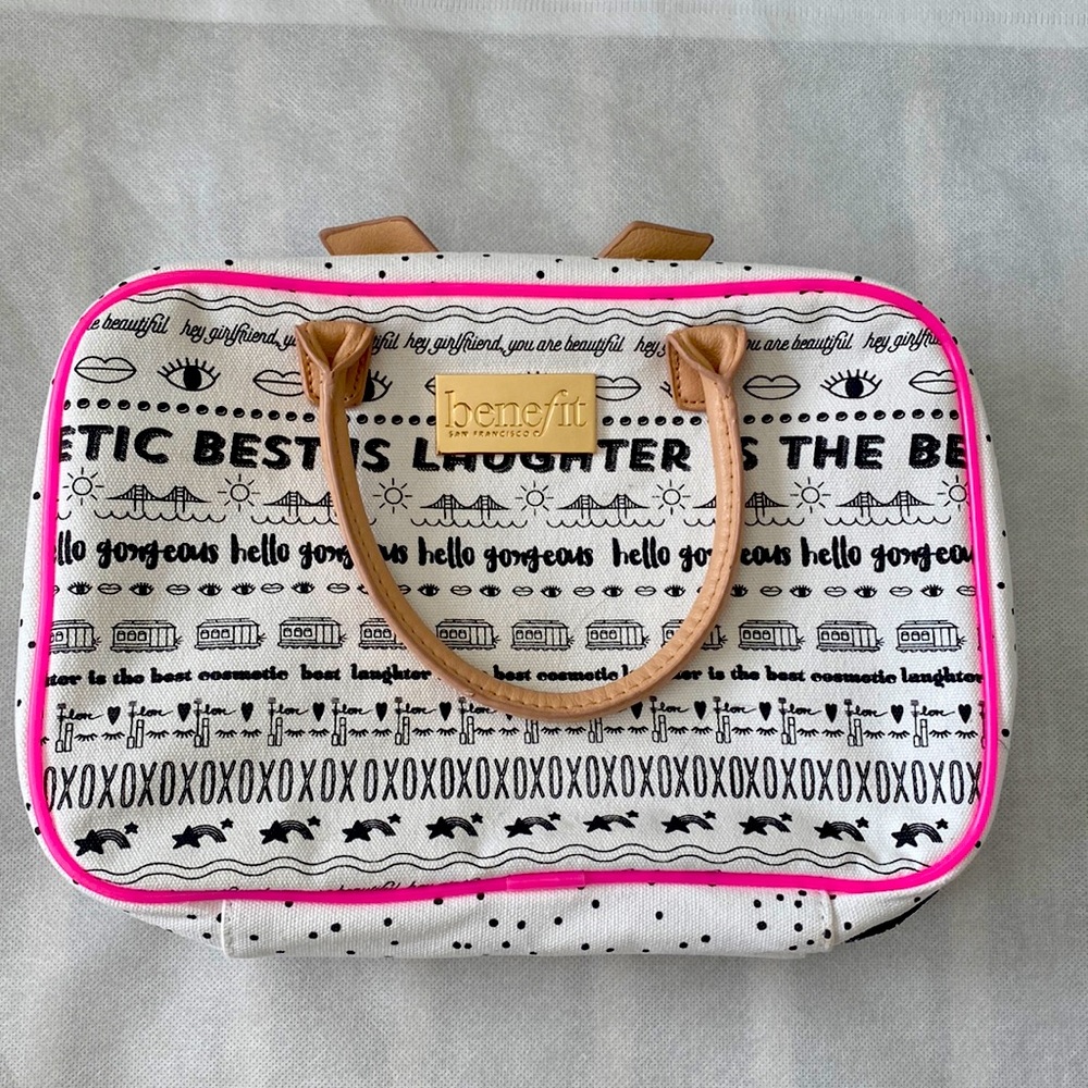 Benefits cosmetics/toiletry bag 🌟NEW